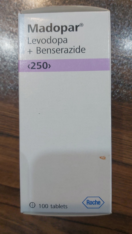 قرص مادوپار ۲۵۰ سوییسی ۱۰۰ عددی شرکت RoCHE